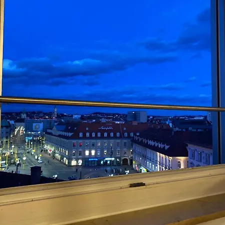Lilian's Panorama Apartment *